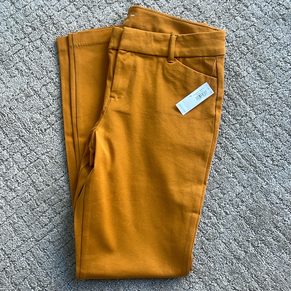 NWT Old Navy Pixie Pants size 6
